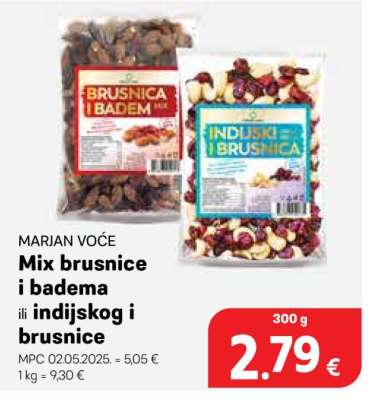 Mix brusnice i badema ili indijskog i brusnice